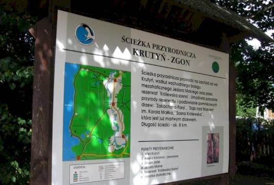 Tablica informacyjna ścieżki przyrodniczej Krutyń-Zgon, foto Beata Gida