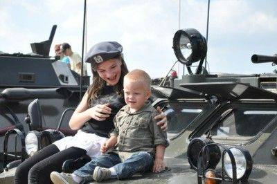 Wojskowa Majówka ze Szwadronem