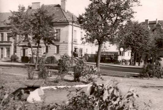 Dawne kino przy ul. Warszawskiej, zdj. przekazała Biblioteka Miejska w Mrągowie