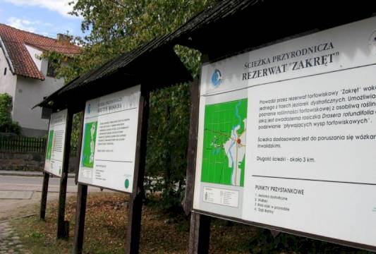 Tablice informacyjne we wsi Krutyń, foto Beata Gida