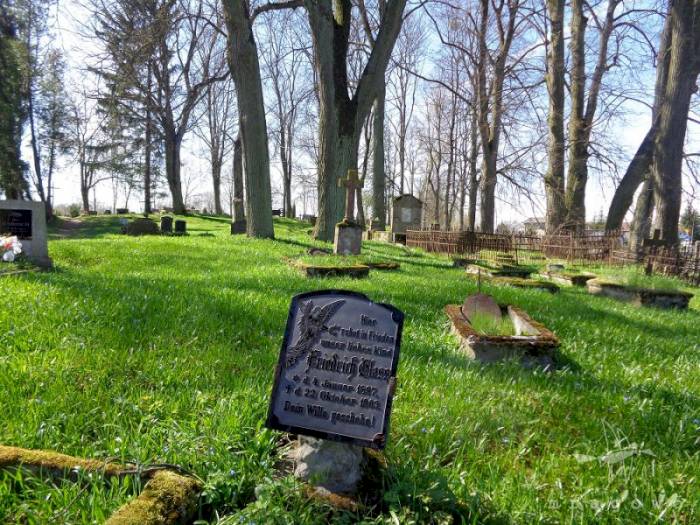 Rozkład jazdy na Święto Zmarłych