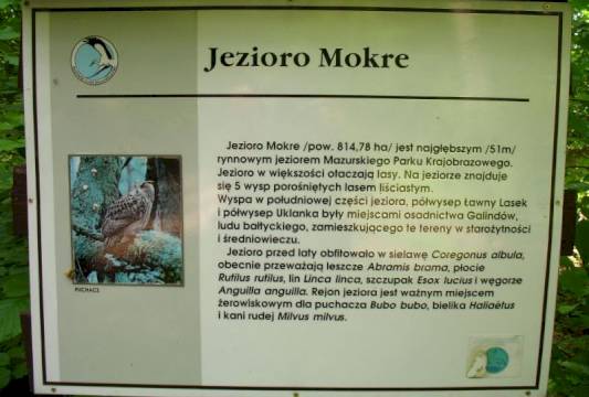 Tabliczka informacyjna Jeziora Mokrego, foto Robert Wróbel