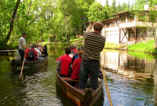 Spływy łodziami po rzece Krutyni, foto Robert Wróbel