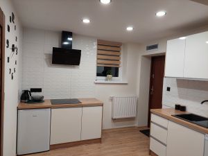 Apartament nad jeziorem, Nikutowo