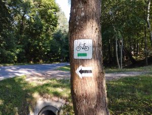 Oznakowanie skrętu na szlak technologiczny